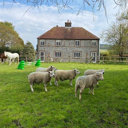 Charlton End - Goodwood Events Bed & Breakfast Chichester Bagian luar foto