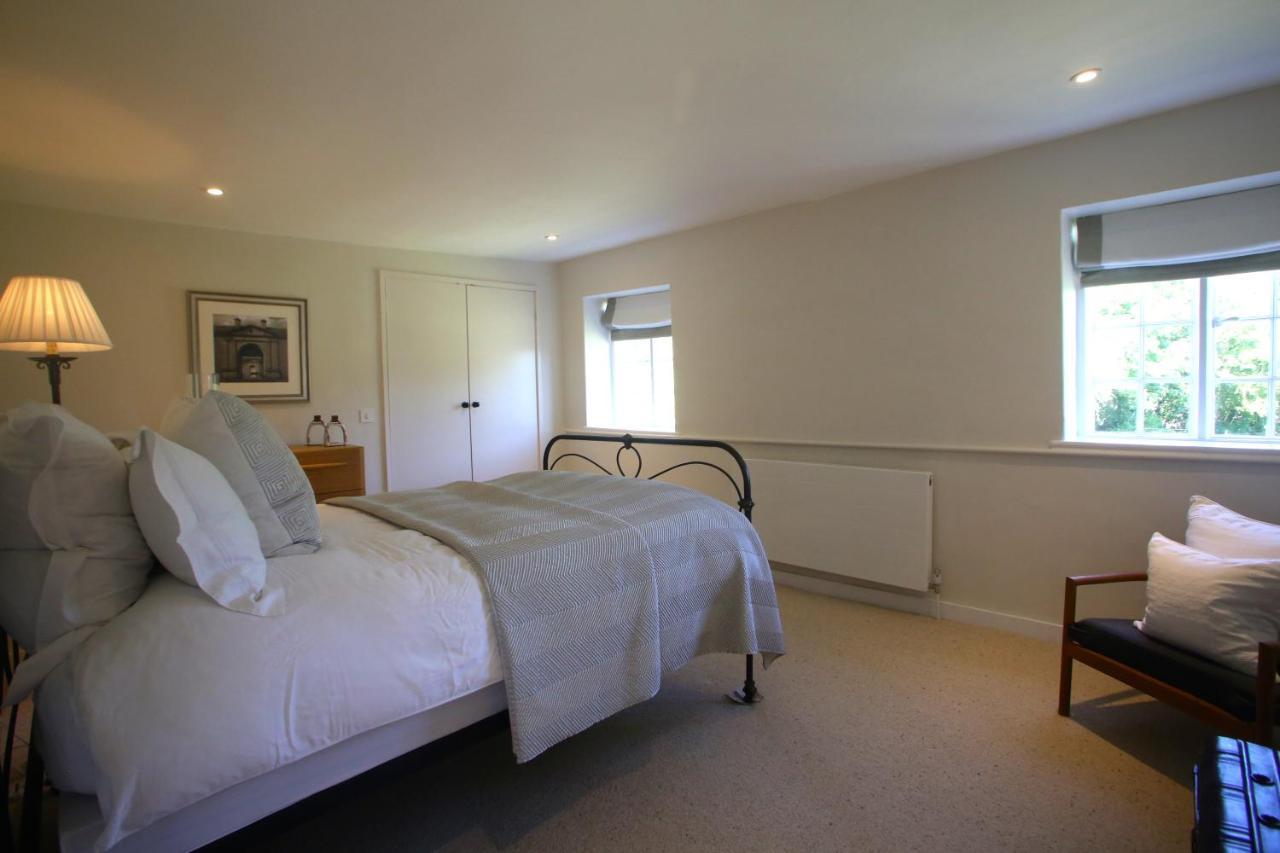 Charlton End - Goodwood Events Bed & Breakfast Chichester Bagian luar foto