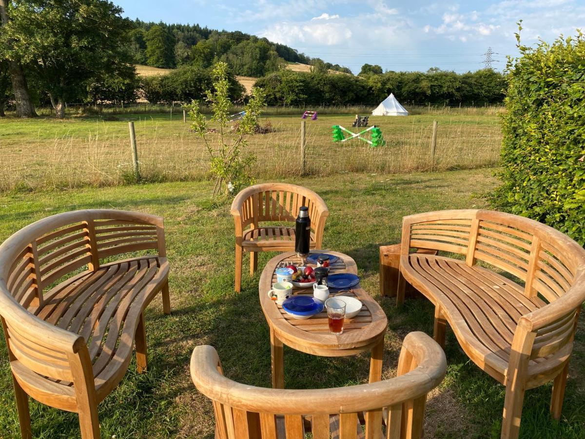 Charlton End - Goodwood Events Bed & Breakfast Chichester Bagian luar foto